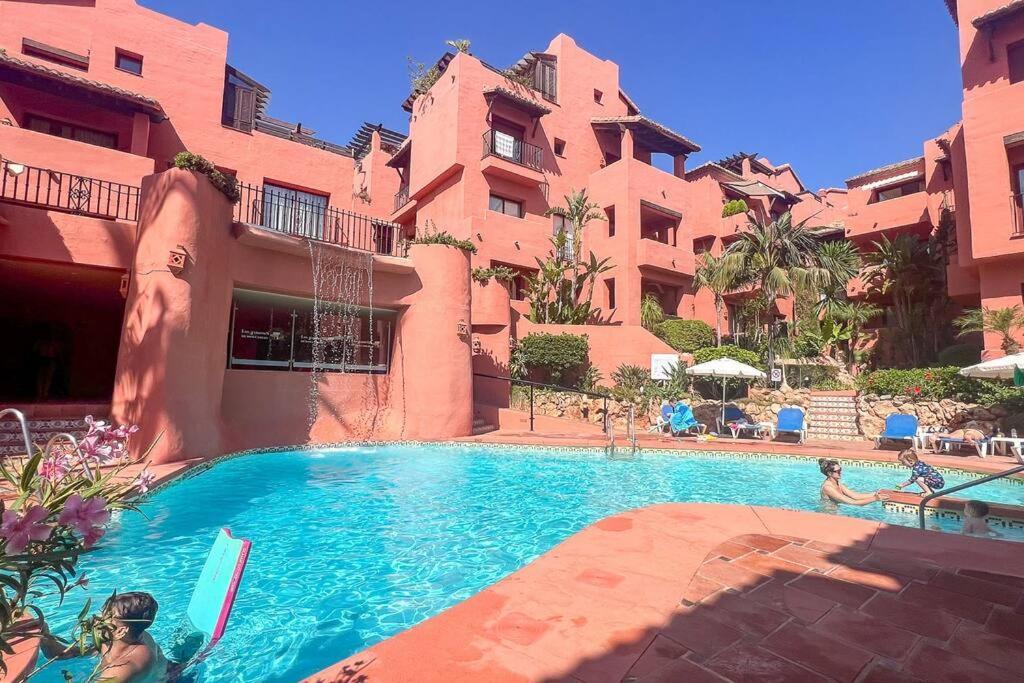 Oleholidays Jardines Don Carlos Junto Al Mar Apartamento Marbella
